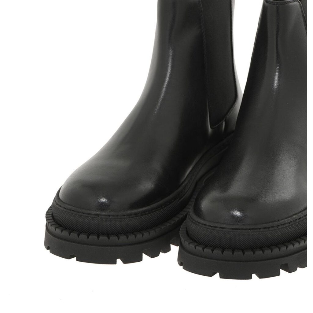 renato-garini-andrika-mpotakia-mayro-T515X3382002 (4)