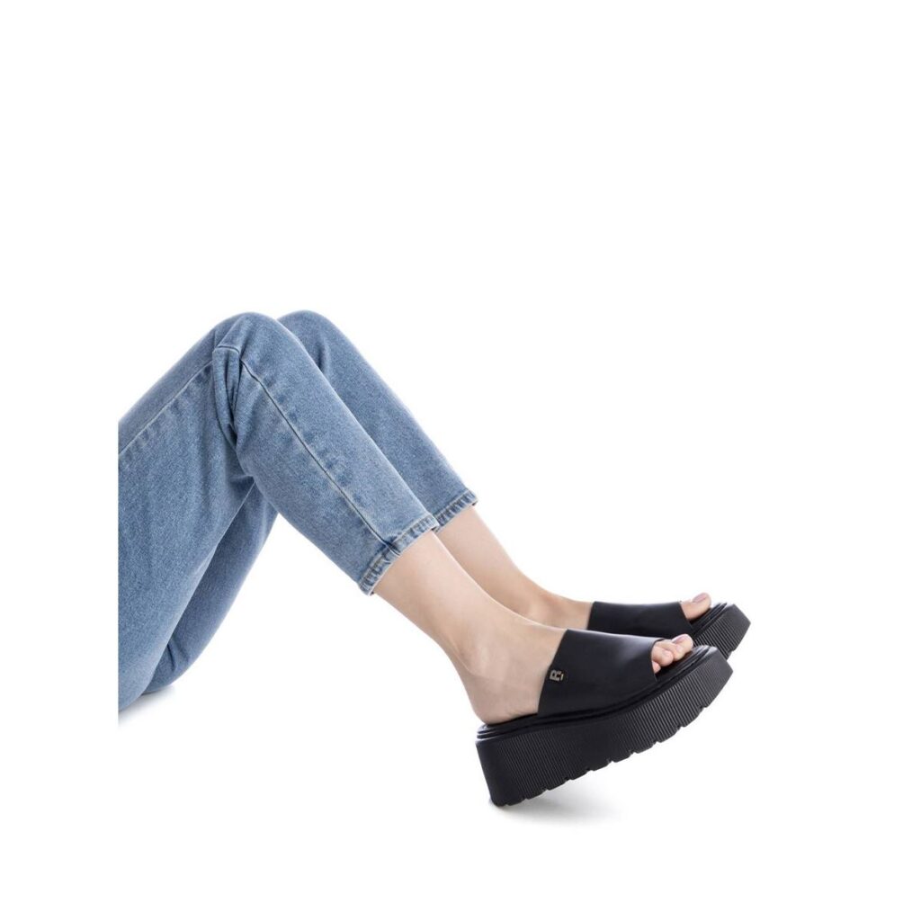 refresh-gynaikeia-pantofla-mayro-172576 (2)