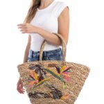 xti-gynaikeia-tsanta-mpez-186155 (2)