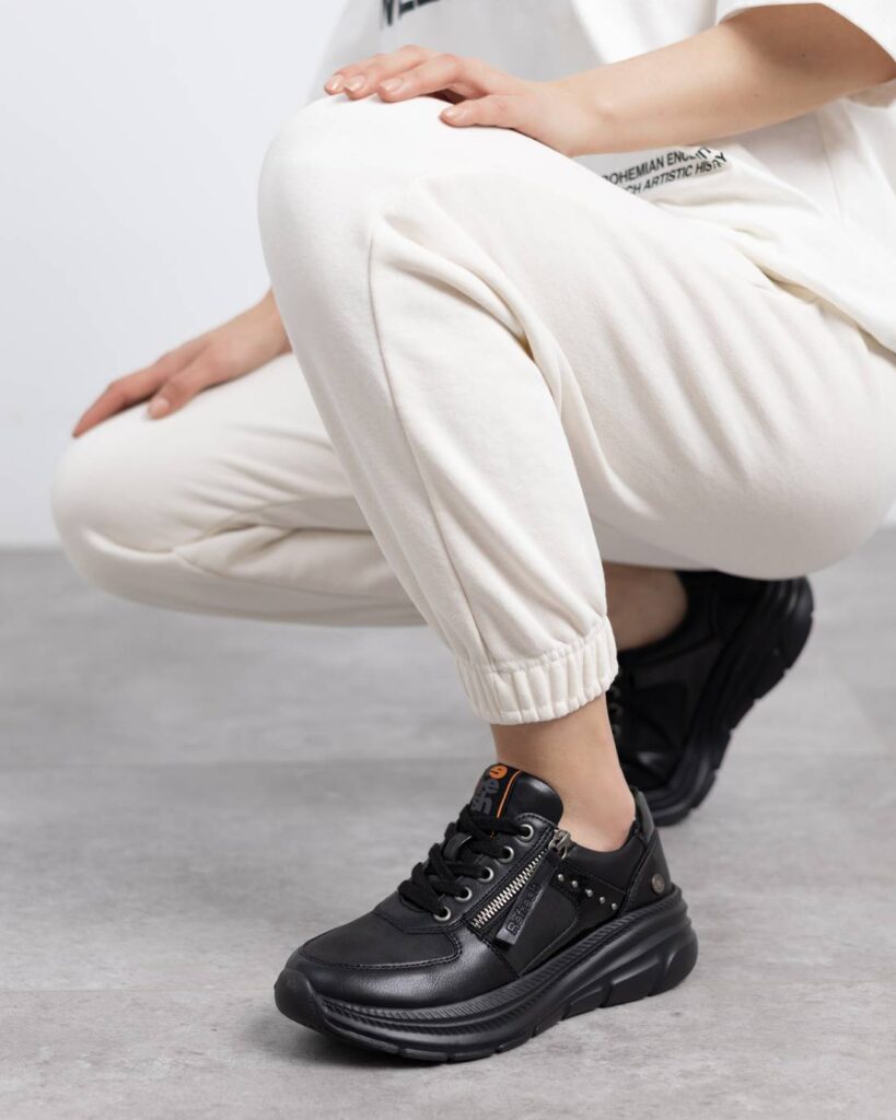 refresh-gynaikeia-sneakers-mayro-173207 (5)