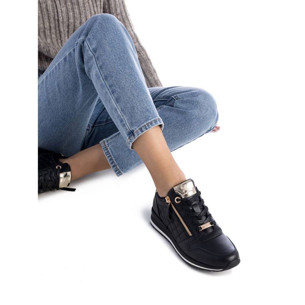 xti-gynaikeia-sneakers-mayro-143493 (2)