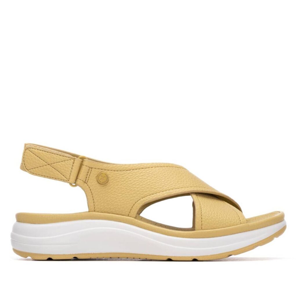 xti-gynaikeia-pedila-kitrino-145172 (1)