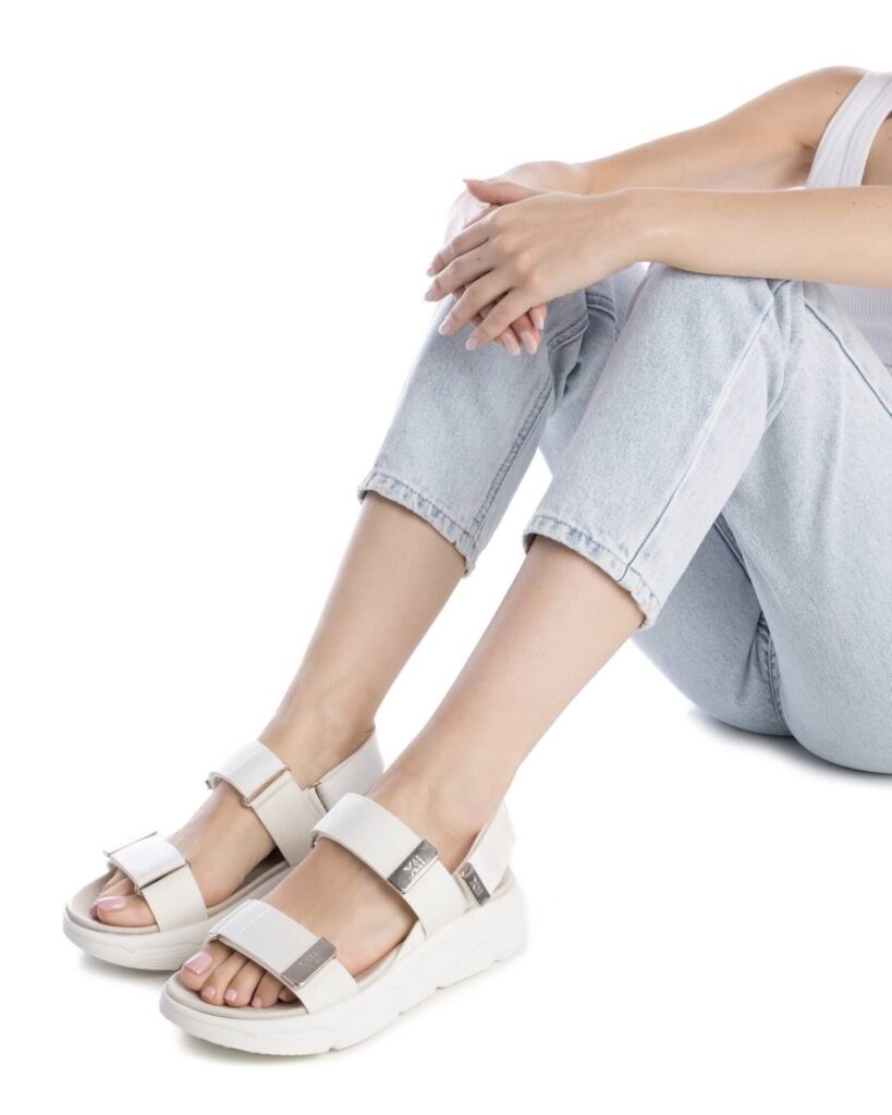 xti-gynaikeia-pedila-leyko-144073 (2) xti-gynaikeia-pedila-leyko-144073 (2)